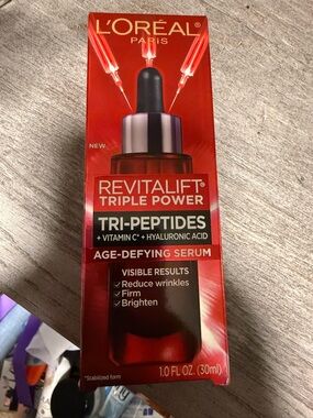 L'Oréal Revitalift Triple Power Tri-Peptides Age-Defying Serum